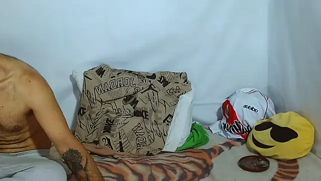 Snapshot of Alphamaster_92 chatting on March 8, 2026, 8:45 pm Alphamaster 92 online show from March 8, 2026, 8:45 pm