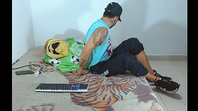 Snapshot of Alphamaster_92 chatting on March 30, 2026, 3:08 am Alphamaster 92 online show from March 30, 2026, 3:08 am