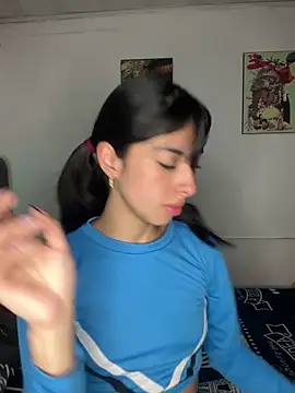 Snapshot of junorise23 chatting on March 5, 2026, 3:36 am junorise23 online show from March 5, 2026, 3:36 am