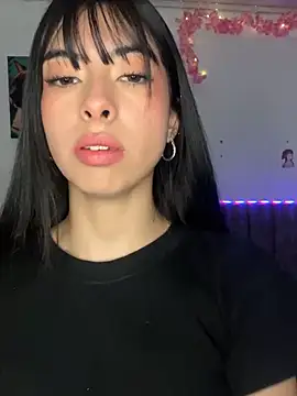 Snapshot of junorise23 chatting on April 13, 2026, 4:38 am junorise23 online show from April 13, 2026, 4:38 am