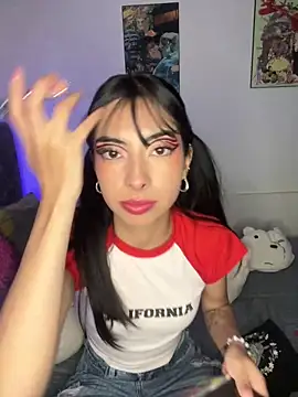 Snapshot of junorise23 chatting on March 27, 2026, 3:37 am junorise23 online show from March 27, 2026, 3:37 am