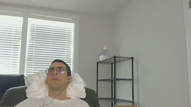 SissyJosh online show from June 24, 2026, 8:28 pm