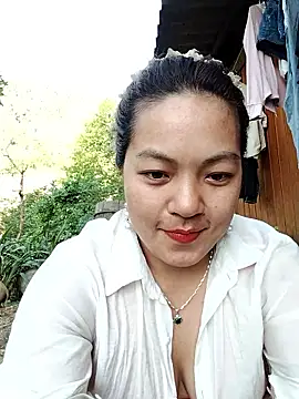 Lucky cutee online show from May 14, 2026, 12:07 am