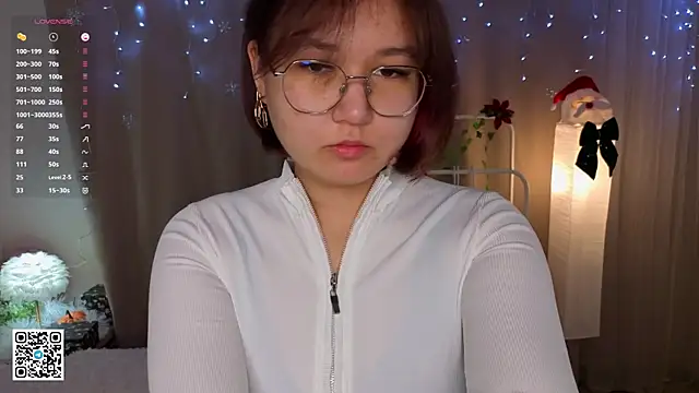 Snapshot of EvelinaKilner chatting on January 11, 2026, 4:08 am EvelinaKilner online show from January 11, 2026, 4:08 am