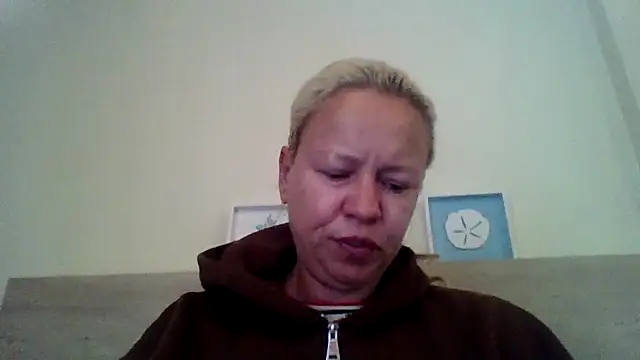 Snapshot of jennyblondeuk chatting on May 9, 2026, 11:35 am jennyblondeuk online show from May 9, 2026, 11:35 am
