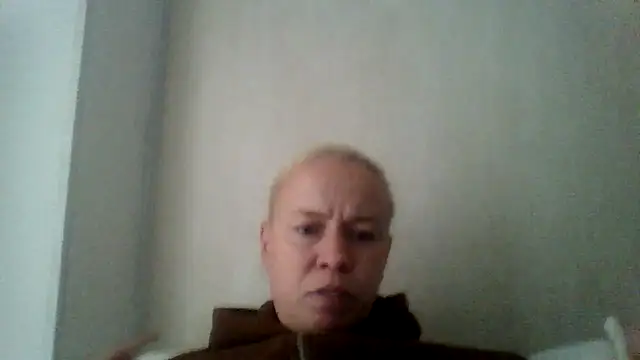 jennyblondeuk online show from April 14, 2026, 2:55 pm