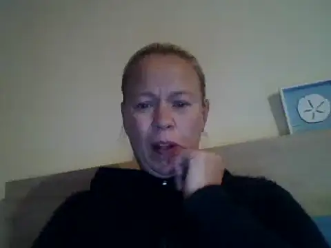Snapshot of jennyblondeuk chatting on May 15, 2026, 8:07 pm jennyblondeuk online show from May 15, 2026, 8:07 pm