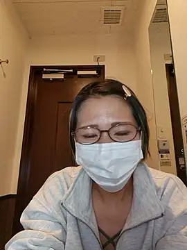 Snapshot of tomatocjin124 chatting on April 2, 2026, 7:04 am tomatocjin124 online show from April 2, 2026, 7:04 am