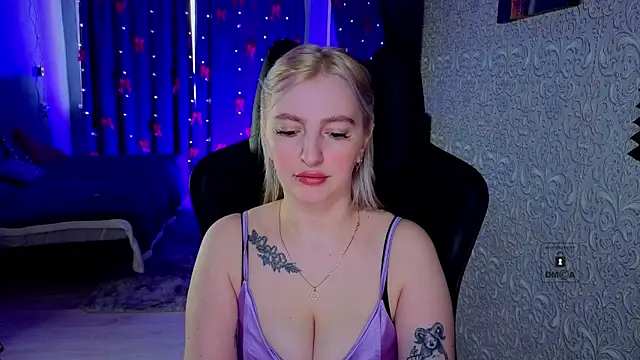 Snapshot of Eva_Vibe_ chatting on March 9, 2026, 7:01 am Eva Vibe online show from March 9, 2026, 7:01 am