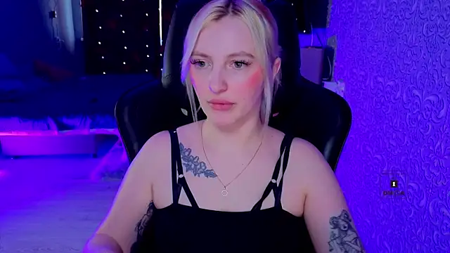 Snapshot of Eva_Vibe_ chatting on March 30, 2026, 5:53 am Eva Vibe online show from March 30, 2026, 5:53 am