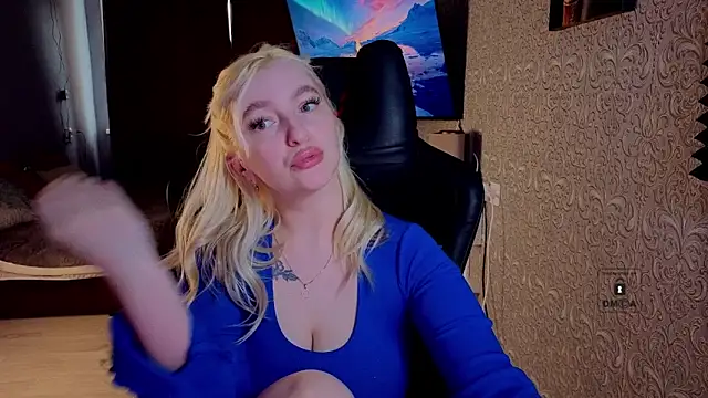Eva Vibe  online show from May 14, 2026, 11:40 am