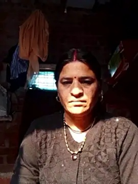 Snapshot of CUTE_Ishpa chatting on January 11, 2026, 3:46 am CUTE Ishpa online show from January 11, 2026, 3:46 am