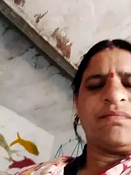 Snapshot of CUTE_Ishpa chatting on February 6, 2026, 5:03 am CUTE Ishpa online show from February 6, 2026, 5:03 am