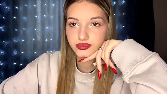 Snapshot of EmllyLighty chatting on January 15, 2026, 8:18 am EmllyLighty online show from January 15, 2026, 8:18 am