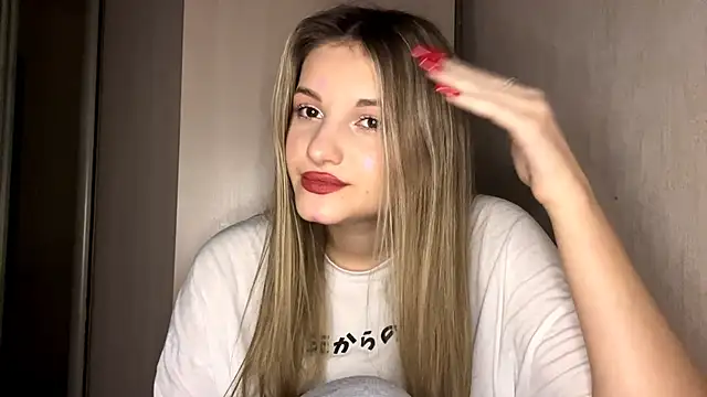 EmllyLighty online show from January 10, 2026, 8:09 am