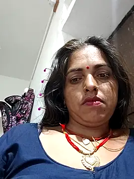 Mahima rani34 online show from June 18, 2026, 11:10 pm
