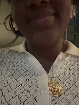 Snapshot of amorasecy chatting on May 28, 2026, 12:29 am amorasecy online show from May 28, 2026, 12:29 am