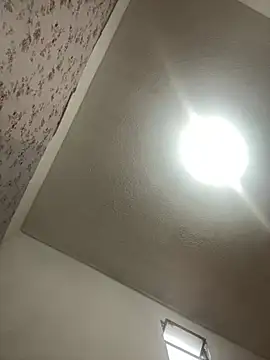 amorasecy online show from February 25, 2026, 8:47 am