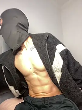 cute emmma online show from March 7, 2026, 11:27 am