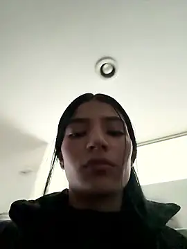 Snapshot of Ema_Rose_ chatting on January 15, 2026, 7:17 pm Ema Rose online show from January 15, 2026, 7:17 pm