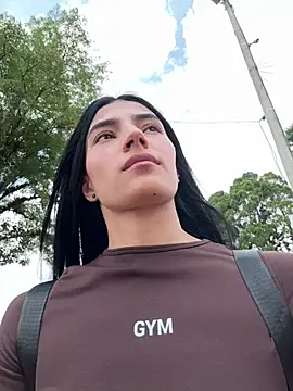 Snapshot of Ema_Rose_ chatting on February 11, 2026, 5:13 pm Ema Rose online show from February 11, 2026, 5:13 pm