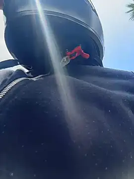 Snapshot of Ema_Rose_ chatting on February 16, 2026, 5:22 pm Ema Rose online show from February 16, 2026, 5:22 pm