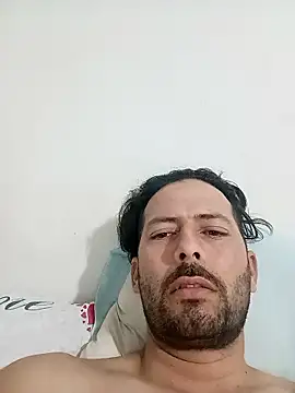 Snapshot of thonychatoA357 chatting on February 5, 2026, 3:57 am thonychatoA357 online show from February 5, 2026, 3:57 am