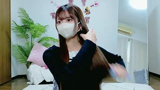 Snapshot of Kiki-jpn chatting on April 7, 2026, 9:38 pm Kiki-jpn online show from April 7, 2026, 9:38 pm