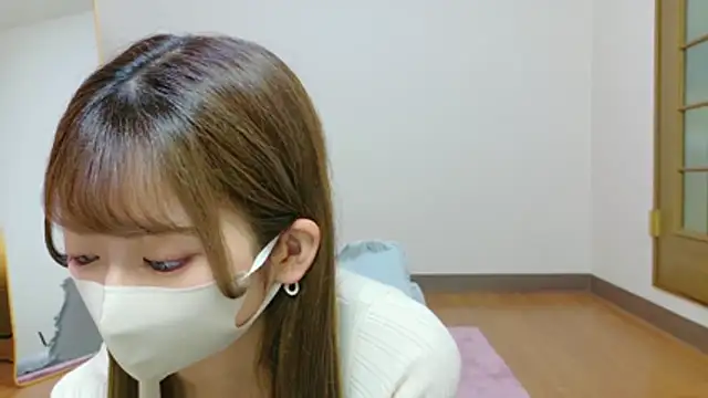 Snapshot of Kiki-jpn chatting on April 10, 2026, 9:33 pm Kiki-jpn online show from April 10, 2026, 9:33 pm