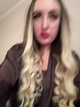 merabel1995 online show from December 22, 2025, 1:00 pm