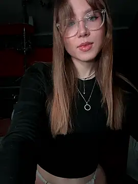 Lilpiks online show from January 13, 2026, 2:21 pm