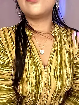 Deshi bhabhi143 online show from May 18, 2026, 6:07 am