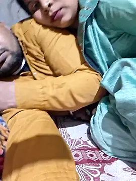 Radhacpl9528 online show from February 13, 2026, 7:30 am