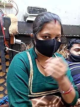 Snapshot of Radhacpl9528 chatting on January 13, 2026, 3:38 pm Radhacpl9528 online show from January 13, 2026, 3:38 pm