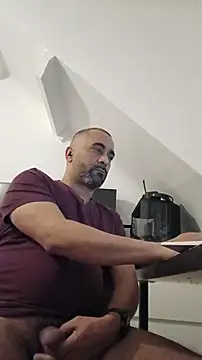 masterskorp online show from February 13, 2026, 7:58 pm