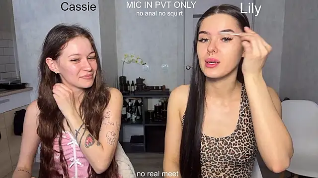 girls secrets online show from February 26, 2026, 10:15 am