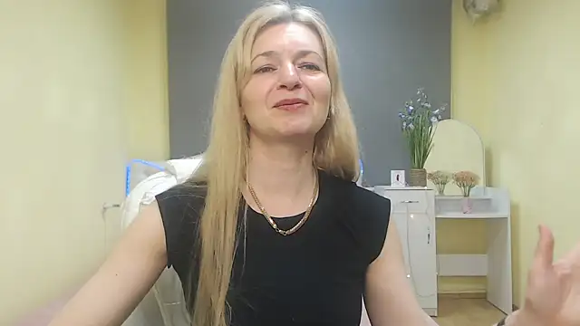 MelissaTyler online show from May 16, 2026, 10:36 am