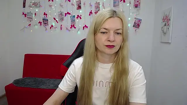 MelissaTyler online show from May 26, 2026, 11:08 am