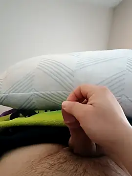 Snapshot of RecuerdameGansito chatting on February 8, 2026, 7:33 pm RecuerdameGansito online show from February 8, 2026, 7:33 pm