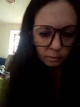 EdgedSleeve online show from February 10, 2026, 11:42 am