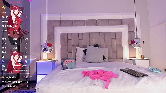 Snapshot of ElenaWatsonn chatting on March 4, 2026, 7:54 pm ElenaWatsonn online show from March 4, 2026, 7:54 pm