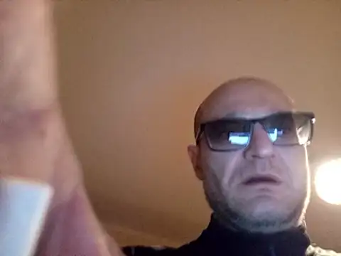 Snapshot of Marichka-YurCash chatting on January 13, 2026, 8:57 pm Marichka-YurCash online show from January 13, 2026, 8:57 pm