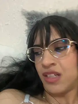Snapshot of ValentinaEvanz chatting on April 18, 2026, 7:58 pm ValentinaEvanz online show from April 18, 2026, 7:58 pm