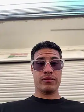 Snapshot of Latin_Paisa_Boy chatting on March 14, 2026, 7:31 pm Latin Paisa Boy online show from March 14, 2026, 7:31 pm