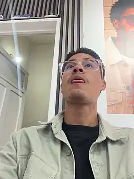 Snapshot of Latin_Paisa_Boy chatting on March 16, 2026, 10:23 pm Latin Paisa Boy online show from March 16, 2026, 10:23 pm