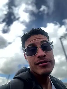 Snapshot of Latin_Paisa_Boy chatting on May 6, 2026, 2:21 pm Latin Paisa Boy online show from May 6, 2026, 2:21 pm