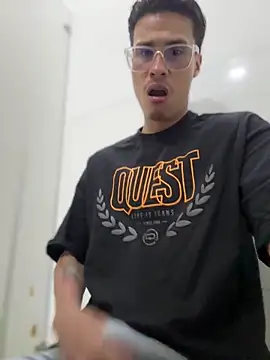 Snapshot of Latin_Paisa_Boy chatting on April 11, 2026, 7:06 pm Latin Paisa Boy online show from April 11, 2026, 7:06 pm