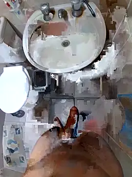 Snapshot of Carlosszz123 chatting on February 19, 2026, 5:15 am Carlosszz123 online show from February 19, 2026, 5:15 am