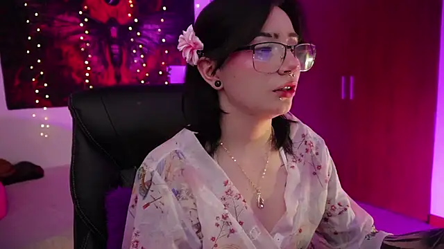 miami 18  online show from April 10, 2026, 2:07 am