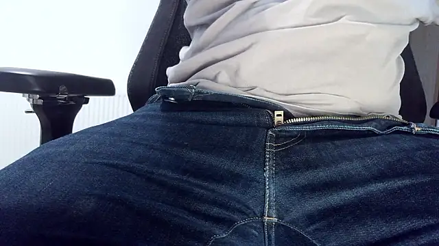 Snapshot of harvcumdaddy chatting on February 23, 2026, 9:21 am harvcumdaddy online show from February 23, 2026, 9:21 am